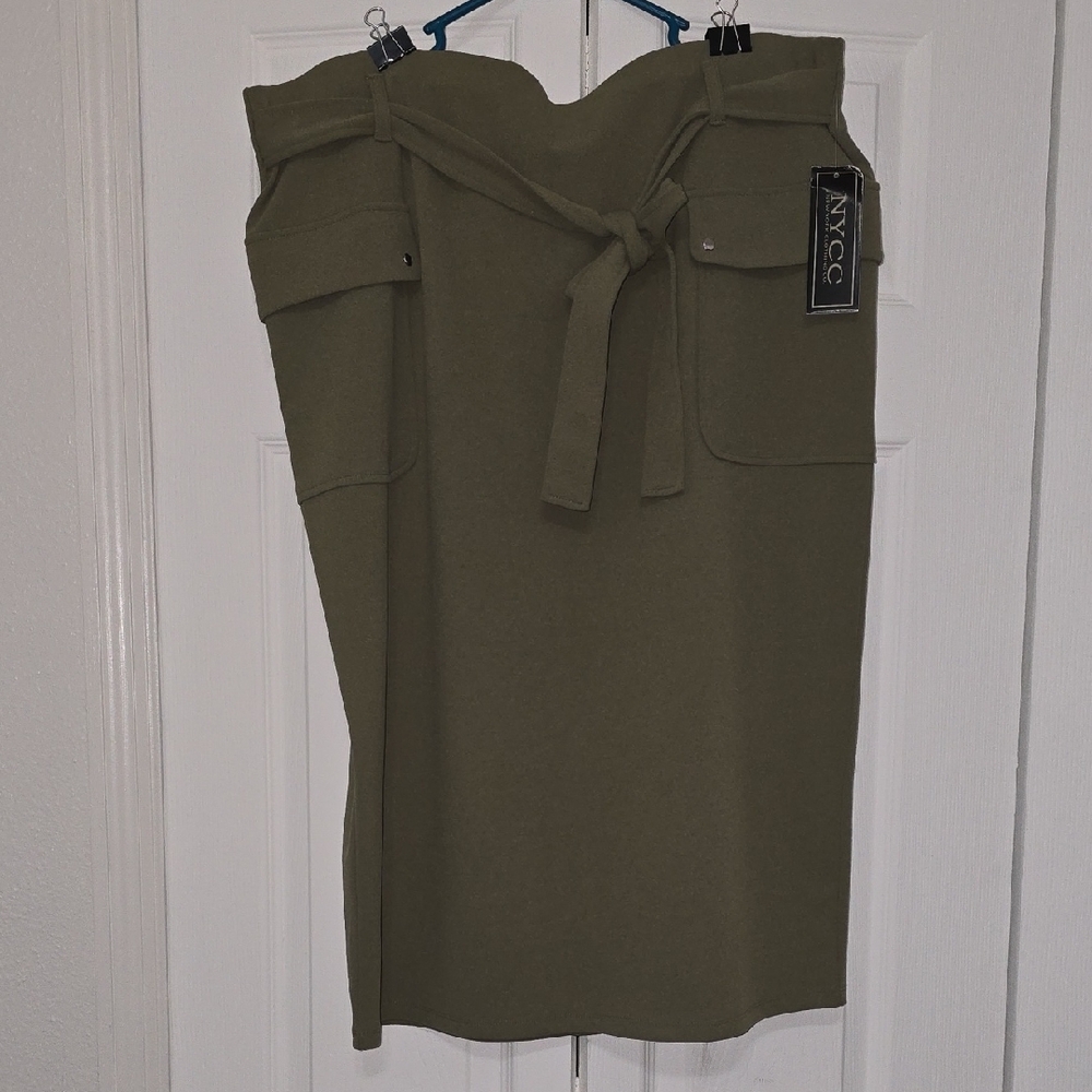 NYCC Women's Midi Skirt XL NWT